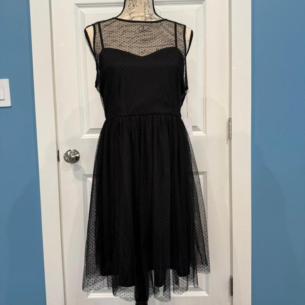 Lauren Conrad Womans Black Dress Size 10‎ NWT